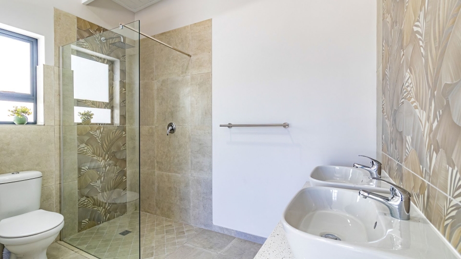 3 Bedroom Property for Sale in Britannia Beach Estate Western Cape